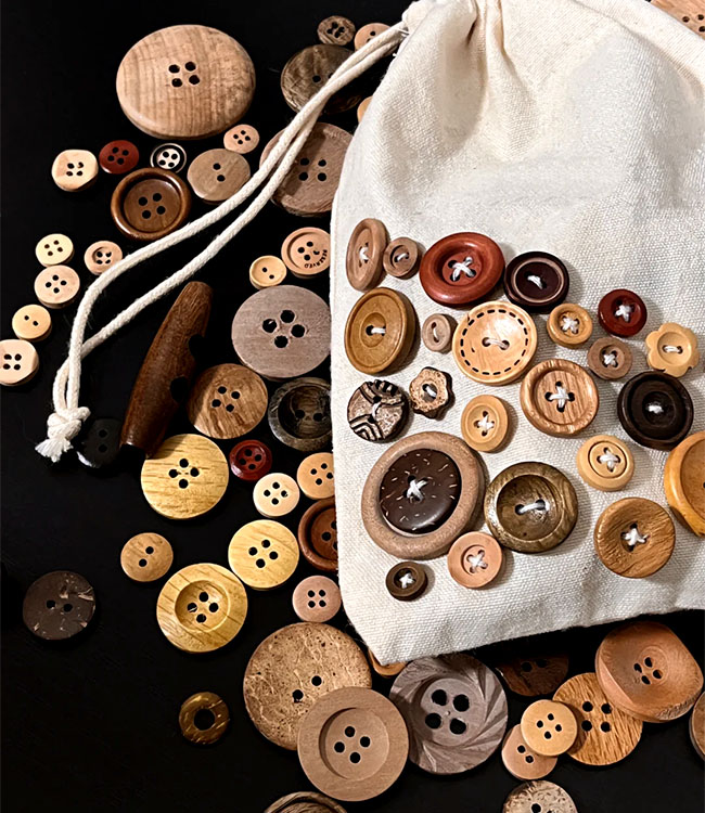 metal button